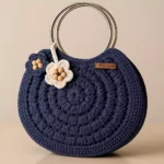 Çiçek Detaylı El Örgüsü Çanta